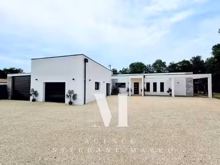 maison de luxe à vendre dans le quartier geoffroy martel