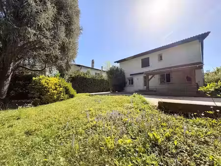vente maison 6 pièces 270 m² à bayonne (64100)  895 000 €