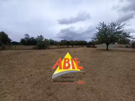 terrain constructible sur sansais de 1000 m2