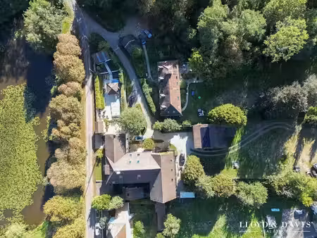 vente maison 26 pièces 1200 m² à le creusot (71200)  1 499 000 €