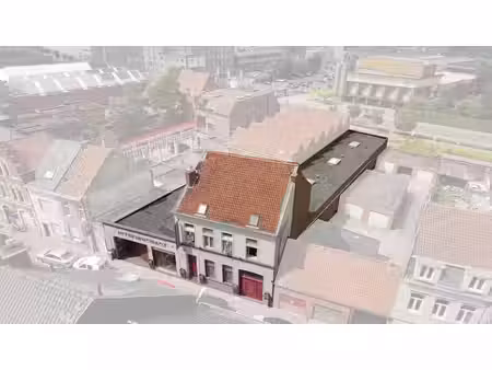 propriété commerciale avec maison à vendre à izegem