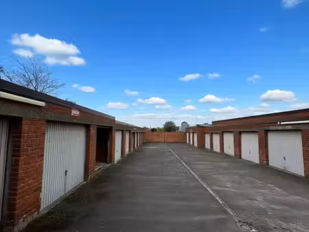 garage à louer à ieper € 95 (lr3li) - era domus (ieper) | zimmo