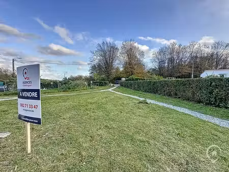 deux emplacements dans le parc du belvédère à celles