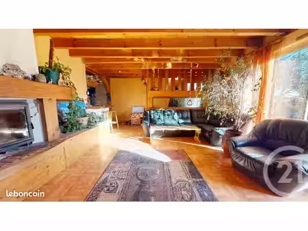 maison 3 pièces 90 m²