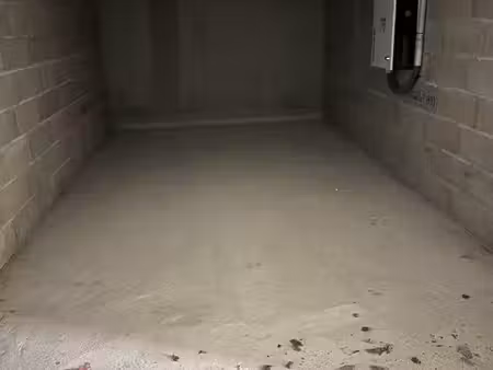 garage fermé 15 m² à louer – crozet (01170)