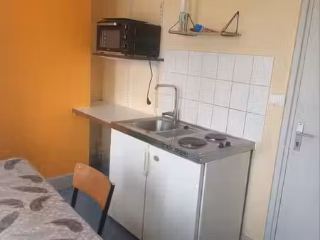 loue studio meublé