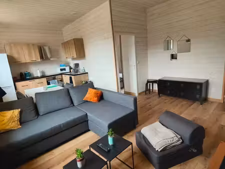 charmant t2 meublé 40 m² au cœur de l'arbresle (rue émile zola)