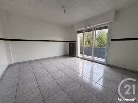 appartement 3 pièces 80 m²