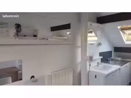 gières  gare/campus  loue studio/chambre meublé indépendant dans villa