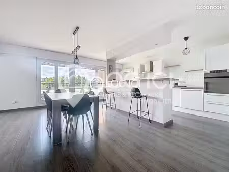 appartement 3 pièces 86 m²