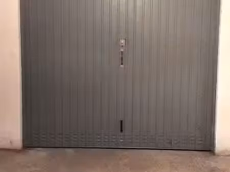garage box caen