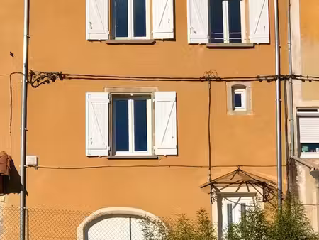 appartement t2 bis  centre st affrique  vue  soleil  calme
