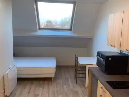 studio indépendant de 19 m² – proche école infirmière