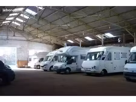 garage camping car  v.l  remorque