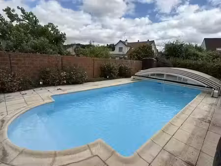 location maison 8 pièces à combs-la-ville (77380)