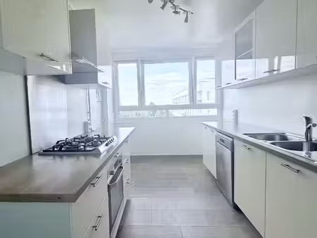 appartement f3 - au dernier étage
