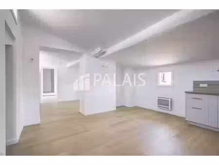 beau 3p rénové coulée verte