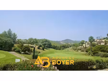 appartement d'exception situé sur le golf de frégate