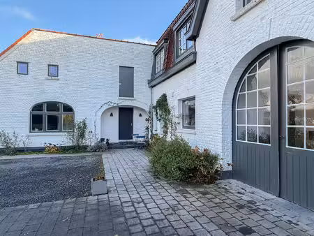 maison à louer avec terrasse et jardin   la hulpe (vbe57544)