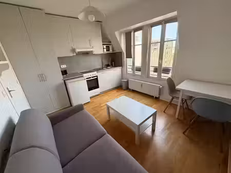 location meublée appartement 1 pièce 22 m² à paris 17ème (75017)  840 €