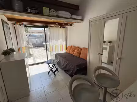 studio meuble avec cours