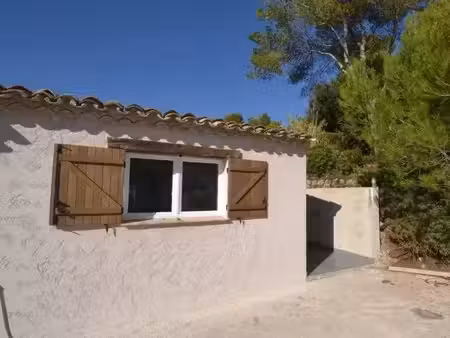 studio de 22m² avec terrasse privative et parking