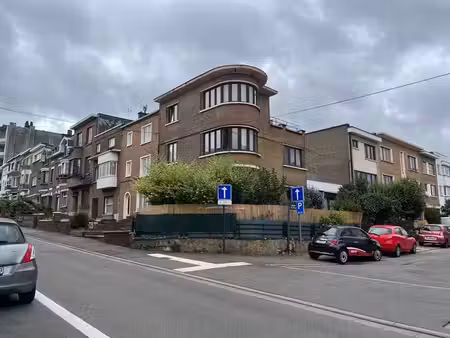 agréable duplex 2 chambres et bureau avec grande terrasse