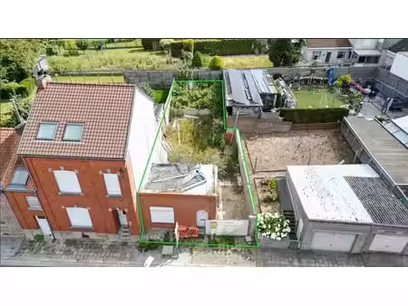 terrain constructible 240m² à landen