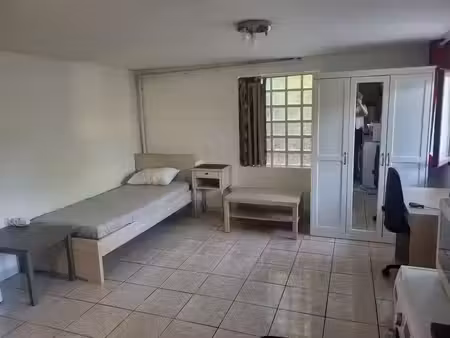 location appartement 1 pièce 26 m² à massy (91300)