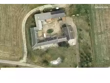 propriété de prestige ville et campagne + dépendance