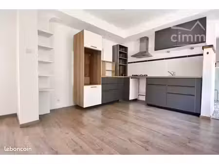 appartement 3 pièces 65 m²