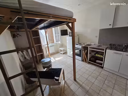 studio 1 pièce 14 m²