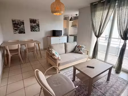 loue t2 joli et calme  42m2 meublé à neuf