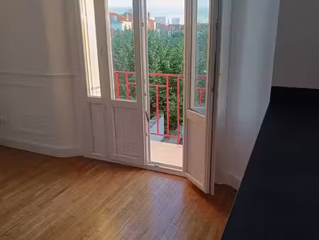 joli appartement entièrement rénové
