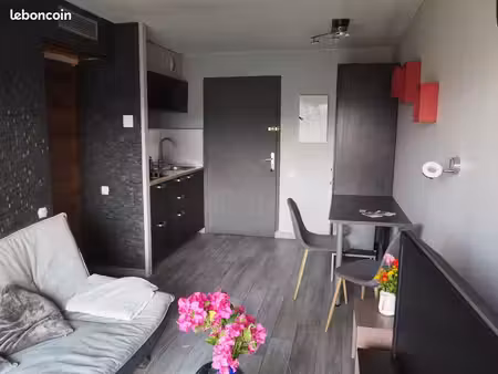 appartement à côté de la plage