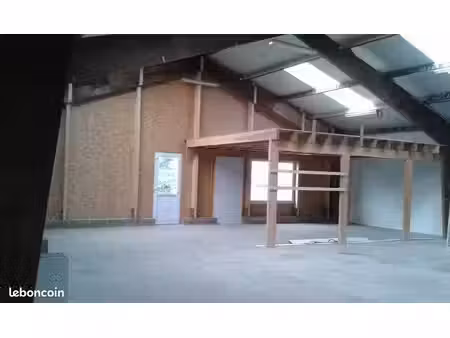 hangar de stockage