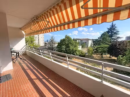 metro cuire residence de standing
