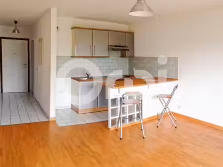 location appartement 2 pièces 40 m² à crepy-en-valois (60800)  700 €