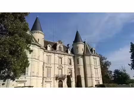 location appartement 4 pièces 117 m² à annesse-et-beaulieu (24430)  823 €