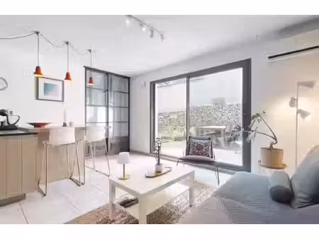 location meublée appartement 3 pièces 60 m² à caluire-et-cuire (69300)  2 461 €