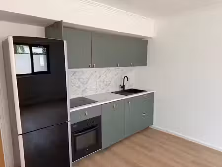 location appartement 2 pièces 27.61 m² à noisy-le-roi (78590)  800 €