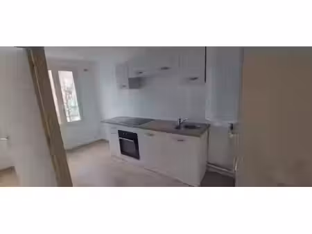 location appartement 3 pièces 42 m² à le havre (76600)  720 €