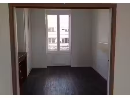 location appartement 2 pièces 46 m² à lyon 7ème (69007)  700 €