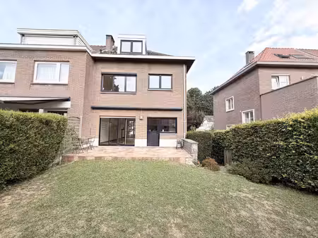 maison à louer avec garage et terrasse   woluwe-saint-pierre (vbe57645)