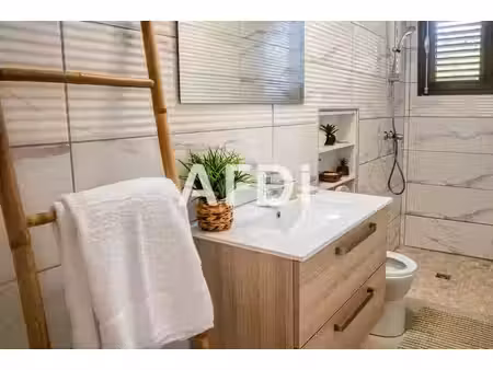 appartement t4 en rez-de-jardin d'une maison individuelle