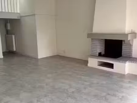 location meublée appartement 2 pièces 65 m² à toulouse (31000)  950 €
