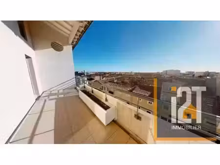 location appartement 4 pièces 108 m² à nimes (30000)  1 400 €