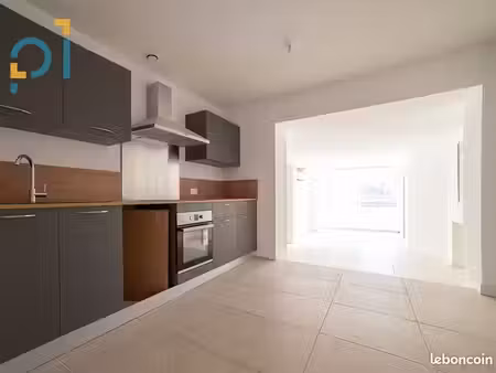 appartement 4 pièces 77 m²