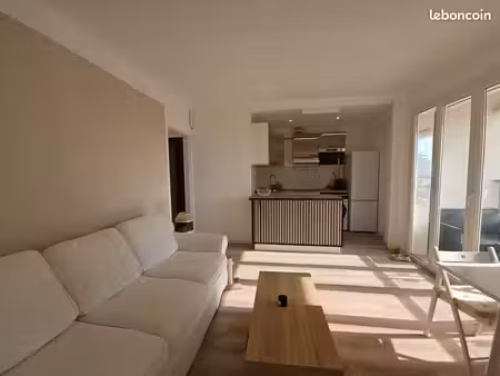 t2 rénové avec goût – balcon vue mer & coucher de soleil – catalans