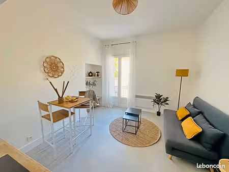 studio 1 pièce 19 m²
